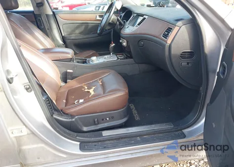 2013 Hyundai Genesis 3.8 z USA, uszkodzony, nr VIN KMHGC4DD4DU225137